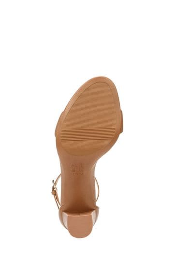 Naturalizer tan heels sales