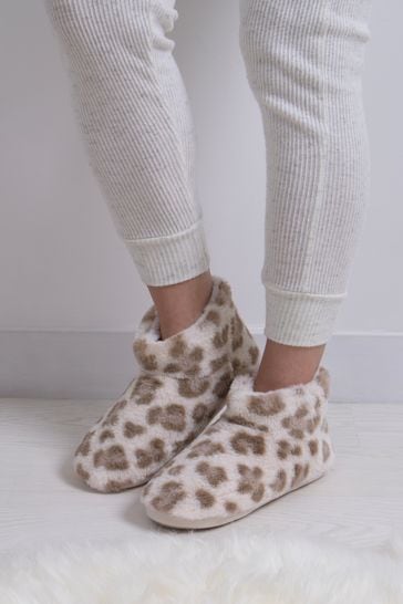 Totes Animal Ladies Faux Fur Animal Short Boot Slippers