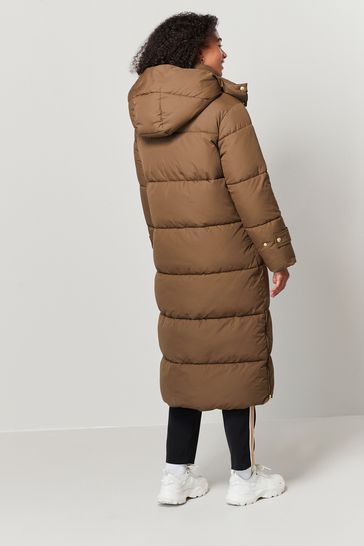 Tan puffer coat with fur hood 2025