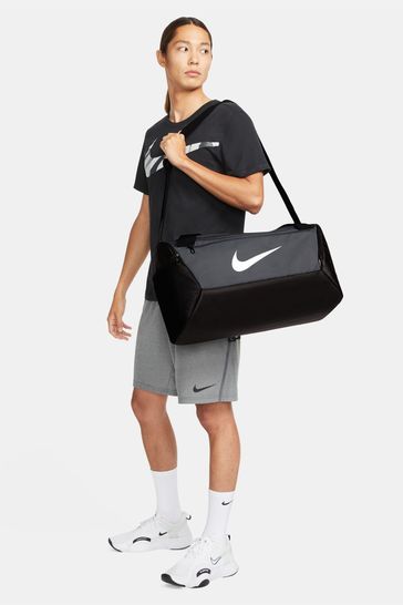 Nike training duffel hot sale bag small