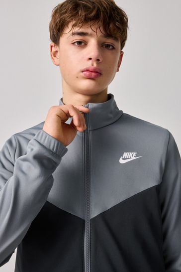 Nike london tracksuit hot sale