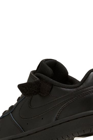 Black nike trainers store junior size 6