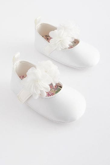 White Corsage Occasion Baby Shoes (0-24mths)