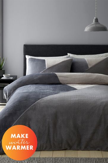 Catherine Lansfield Cosy Larsson Geo Fleece Duvet Set - Grey