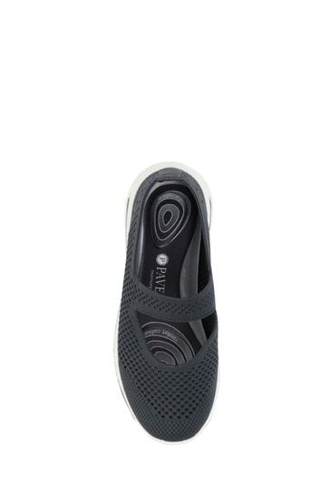 Nike mary clearance jane trainers
