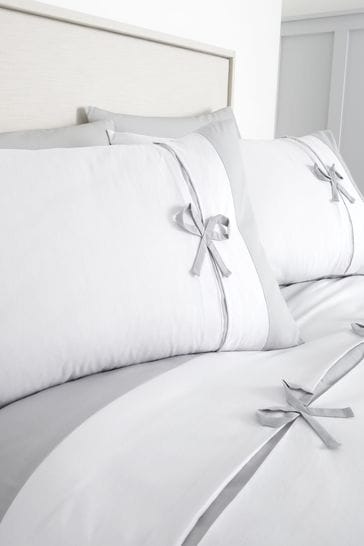 Catherine Lansfield White Milo Bow Duvet Cover and Pillowcase Set