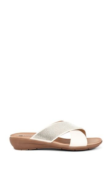 Pavers white sandals discount