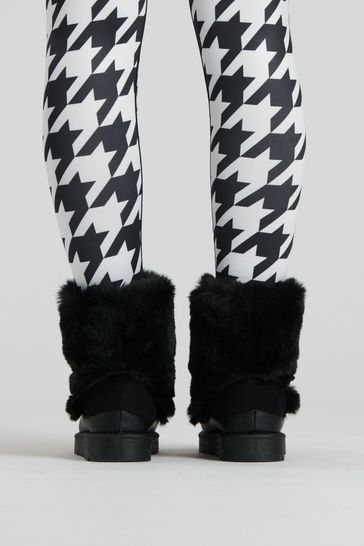 Black ugg boots with white fur outlet