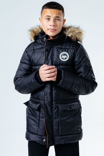 Abrigo para niños con capucha de piel sintética en negro Explorer de Hype.