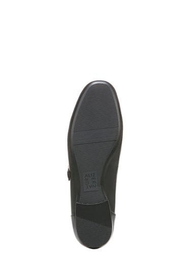 Naturalizer shop white shoes