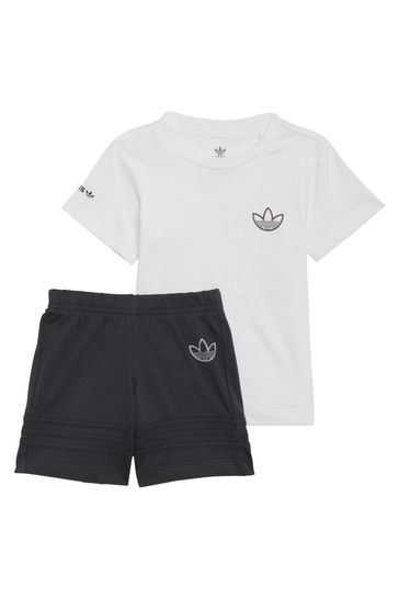 adidas White Sport Collection T-Shirt And Shorts Set
