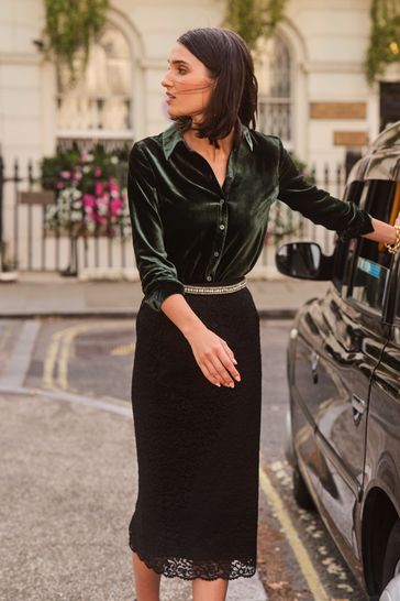 Boden black online velvet skirt