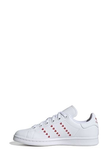 Stan smith clearance shoes with heart