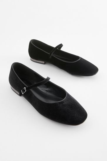 Black/Silver Forever Comfort® Mary Jane Shoes