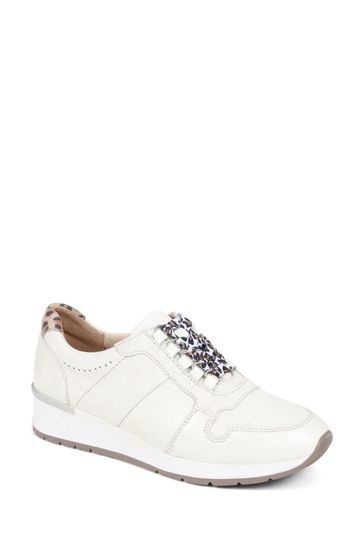 Van dal trainers best sale