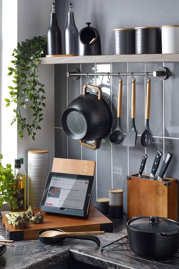 Large casserole outlet pan