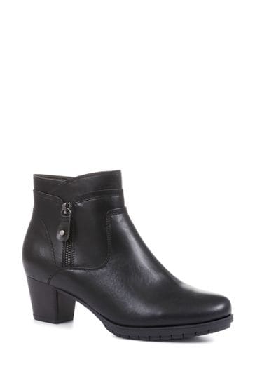 Pavers boots ireland 2025