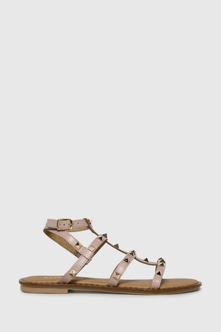 Schuh Natural Tara Leather Studded Gladiator Sandals