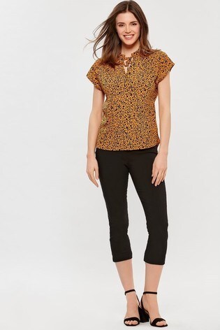 M & co outlet cropped trousers