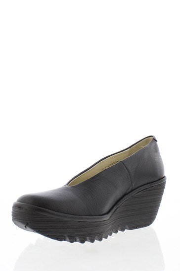 Fly london women's yaz shop wedge pump