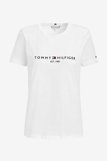Tommy hilfiger t shirt logo hot sale