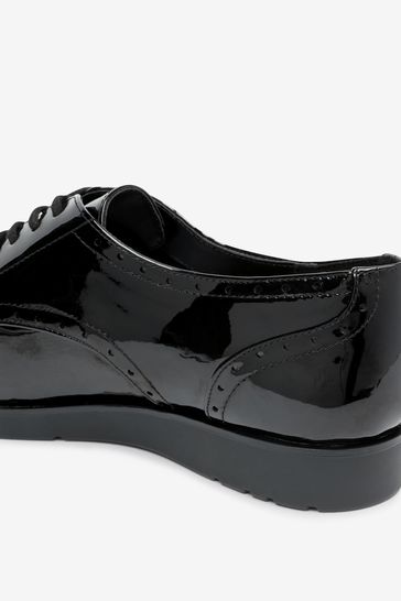 Black lace shoes 2025