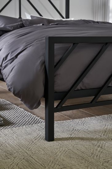 Next outlet black bed