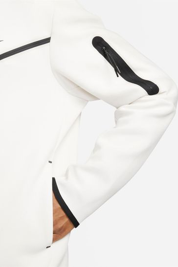 Nike white tech fleece discount