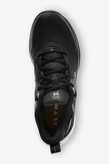 black trainers under armour
