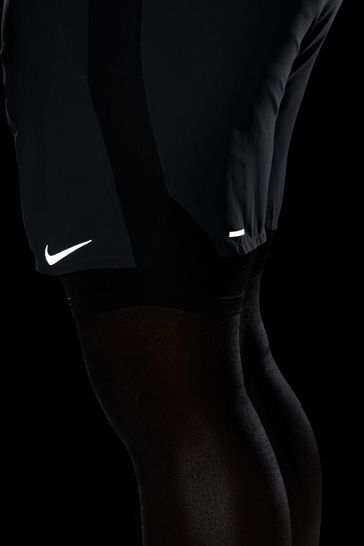 Nike distance 2-in-1 clearance men's 5 running shorts