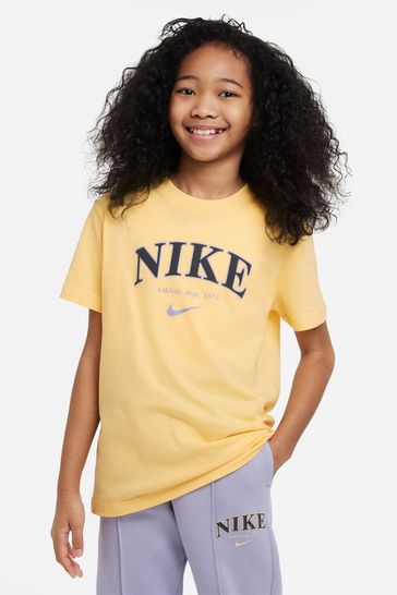 Nike Yellow Oversized Trend T-Shirt