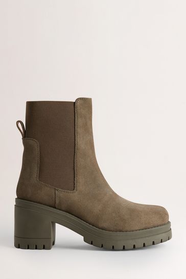 Chunky cleated heel chelsea boots cheap