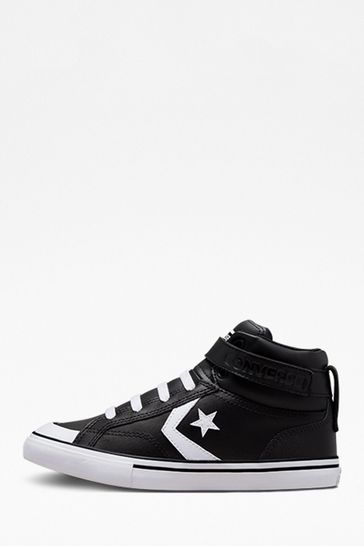 Black strap converse shop