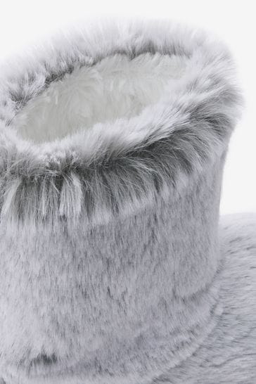 Furry best sale slipper boots