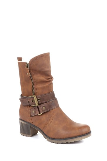 Pavers tan deals ankle boots
