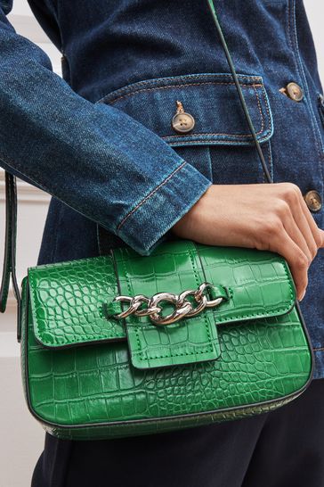 Green chain bag store