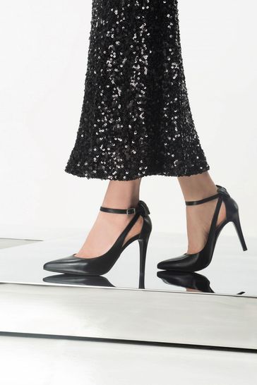Bow court shoes 2025