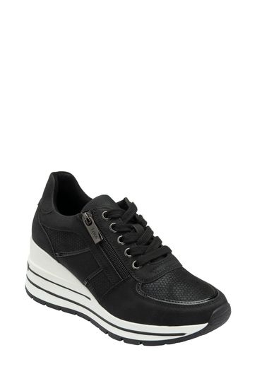 Nike trainers with wedge hot sale
