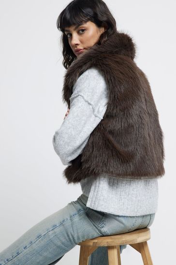 Black fur gilet river island online