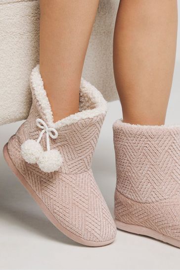 Simple slippers best sale