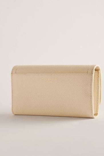 Ted sales baker cream