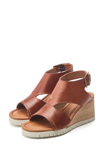 Moda in pelle rivel wedge sandal online