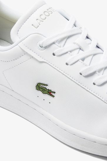 Lacoste carnaby trainers deals