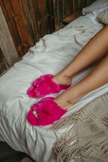 Chelsea Peers Pink Regular Fit Fluffy Cross Strap Slider Slippers