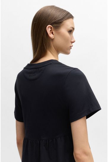 Boss dress shop