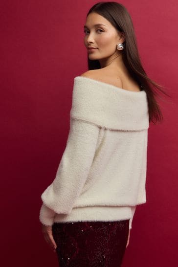 Off the shoulder wool jumper online