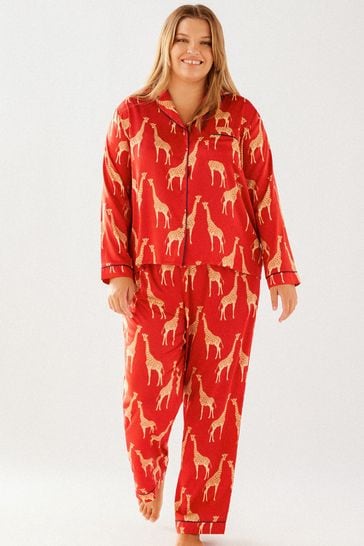 Chelsea Peers Red Curve Satin Giraffe Print Long Pyjama Set