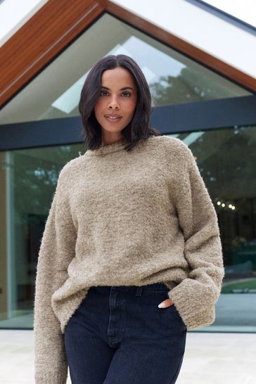 Knitted crew neck jumper shop
