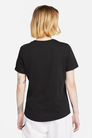 Nike club essentials deals
