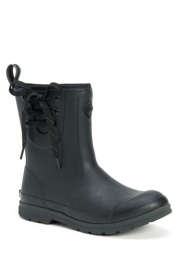 Short pull on boots hot sale